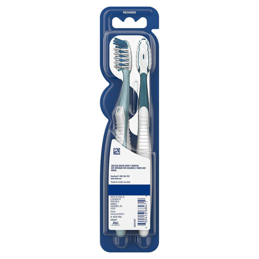 Oral-B Pro Health CrossAction Plaque Removal toothbrushes, 2 Count Toothbrush Medium, Deep Reach in Tight Spaces, Tongue Scraper Tooth Brush, Plaque Fighter, Gentle on Teeth, Gum stimulators